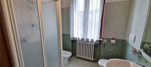 Villa de 8 dormitorios en Biandronno, Italy No. 373940 29