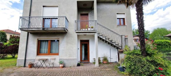 Villa de 8 dormitorios en Biandronno, Italy No. 373940 44