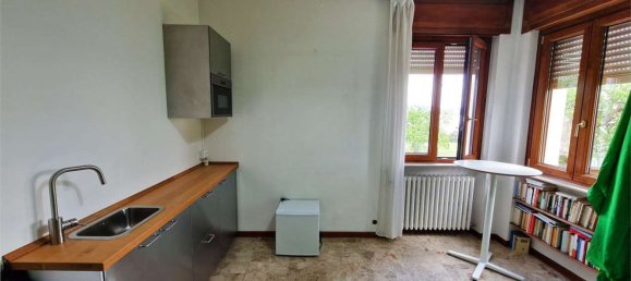 Villa de 8 dormitorios en Biandronno, Italy No. 373940 31