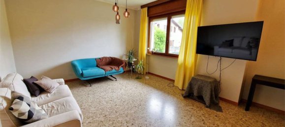 Villa de 8 dormitorios en Biandronno, Italy No. 373940 9