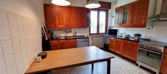 Villa de 8 dormitorios en Biandronno, Italy No. 373940 6