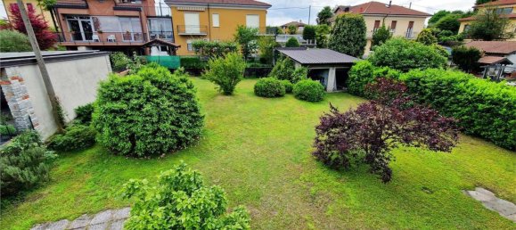 Villa de 8 dormitorios en Biandronno, Italy No. 373940 49