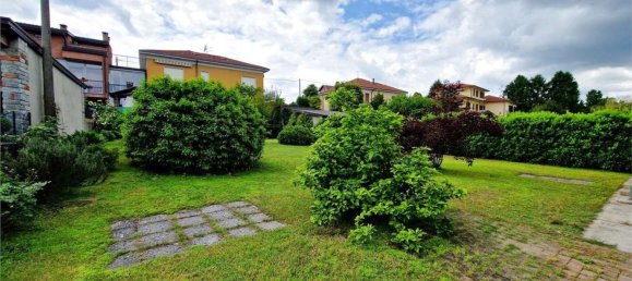 Villa de 8 dormitorios en Biandronno, Italy No. 373940 50