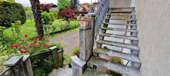 Villa de 8 dormitorios en Biandronno, Italy No. 373940 43