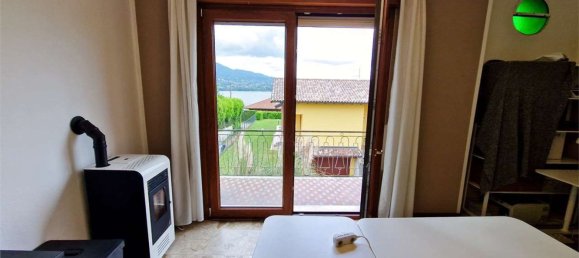 Villa de 8 dormitorios en Biandronno, Italy No. 373940 34