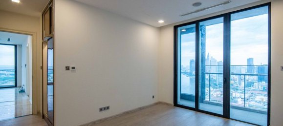 3 bedrooms Apartment in District 1, Vietnam No. 18404 12