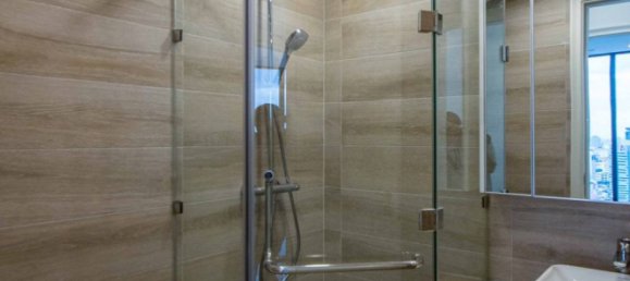 3 bedrooms Apartment in District 1, Vietnam No. 18404 8