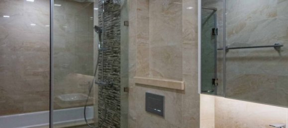 3 bedrooms Apartment in District 1, Vietnam No. 18404 10