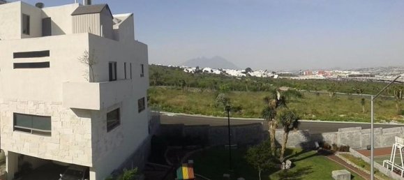 3 bedrooms House in Nuevo Leon, Mexico No. 175049 2