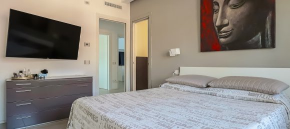 3 bedrooms Apartment in Rome, Italy No. 163823 22