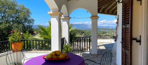 5 bedrooms Villa in Corfu, Greece No. 2189 2