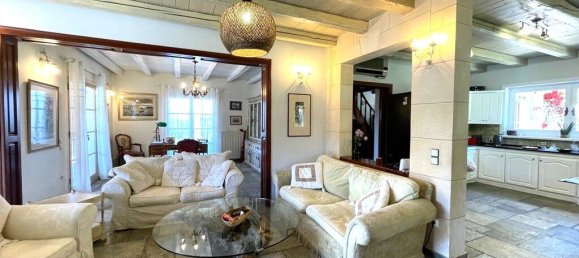 5 bedrooms Villa in Corfu, Greece No. 2189 15