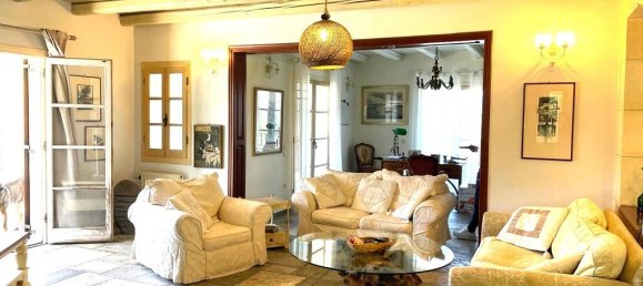 5 bedrooms Villa in Corfu, Greece No. 2189 5