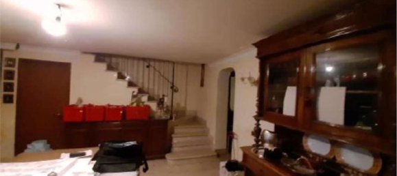 6-salle Appartement à Fara in Sabina, Italy No. 216208 9