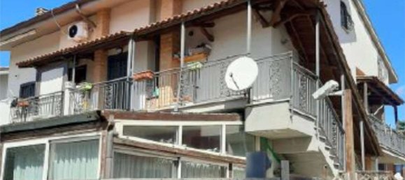 6-salle Appartement à Fara in Sabina, Italy No. 216208 2