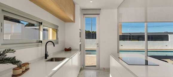 3 bedrooms Villa in Torrevieja, Spain No. 183516 26