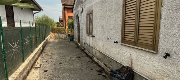 2 rooms House in Frosinone, Italy No. 255940 5