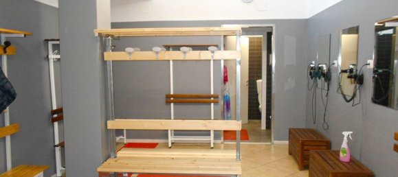 574m² Commercial property in Siena, Italy No. 49703 5