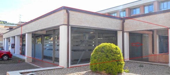 574m² Commercial property in Siena, Italy No. 49703 11