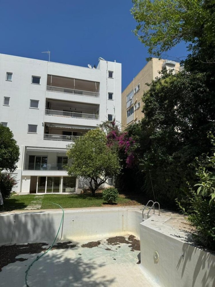 3 bedrooms Maisonette in Voula, Greece No. 96458