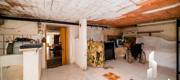 5 bedrooms Villa in Cisterna di Latina, Italy No. 204679 47