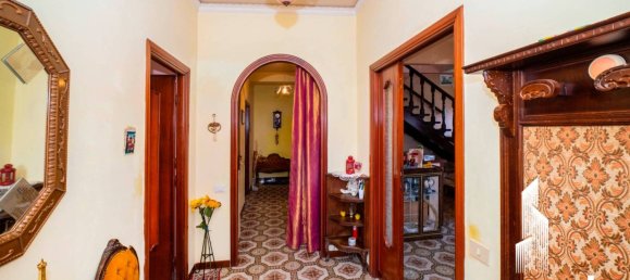 5 bedrooms Villa in Cisterna di Latina, Italy No. 204679 12