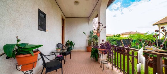5 bedrooms Villa in Cisterna di Latina, Italy No. 204679 10