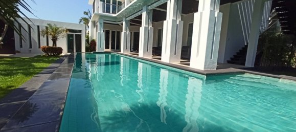 4 bedrooms Cafe / restaurant in Pattaya, Thailand No. 281 4