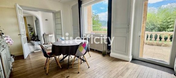 7 bedrooms House in Thiers, France No. 290588 3