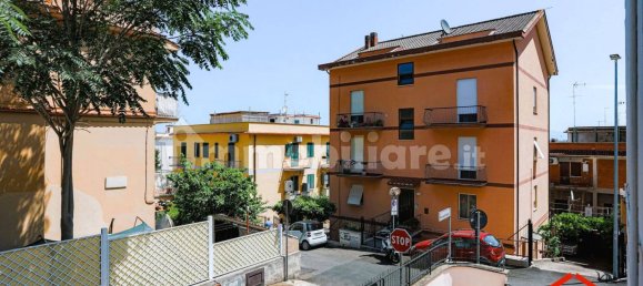 2 bedrooms Apartment in Rome, Italy No. 308776 11