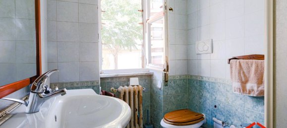 2 bedrooms Apartment in Rome, Italy No. 308776 3