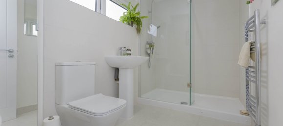 4 Schlafzimmer Haus in Leicester, United Kingdom, Nr. 2966 17