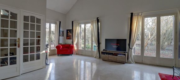 4 bedrooms House in Vernouillet, France No. 166699 7