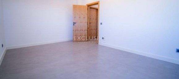 7 bedrooms Villa in Loule, Portugal No. 7730 4