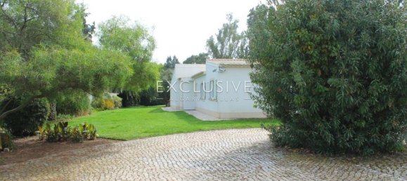 5 bedrooms Villa in Portimao, Portugal No. 7598 11