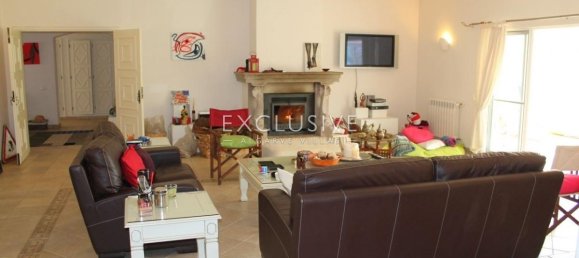 5 bedrooms Villa in Portimao, Portugal No. 7598 6