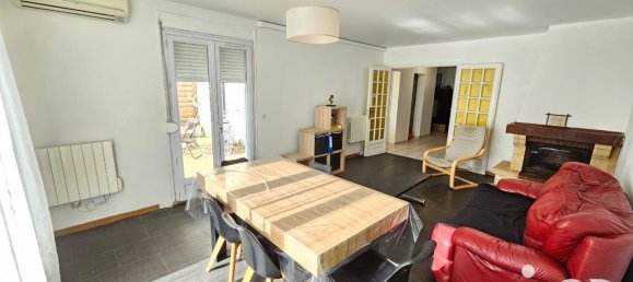 2 bedrooms Apartment in Charge, France No. 326886 3
