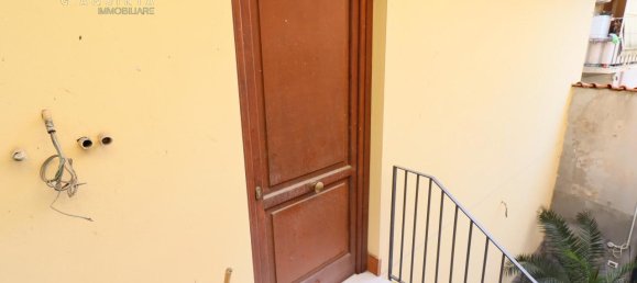 Casa de 10 divisões em Palagonia, Italy N.º 232800 35