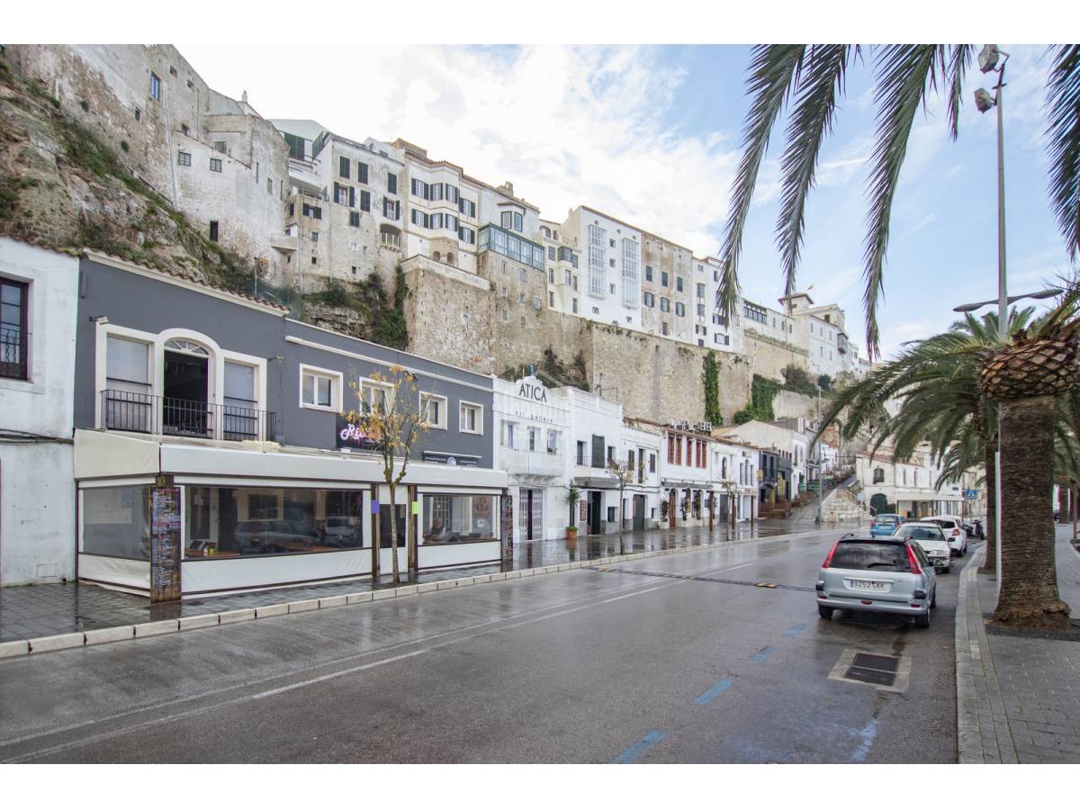 90m² Building in Mahon, Spain No. 3858