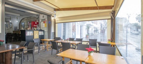 90m² Building in Mahon, Spain No. 3858 2