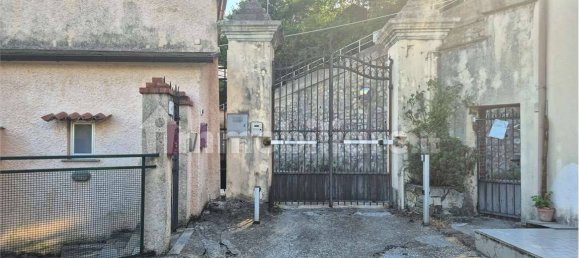 1 bedroom Apartment in Genoa, Italy No. 371156 2