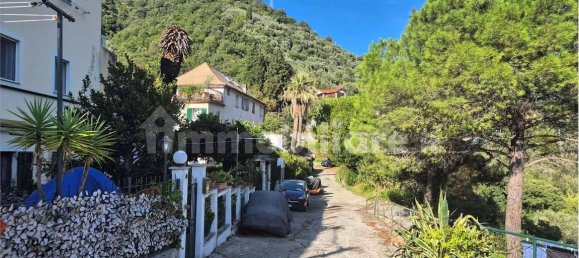 1 bedroom Apartment in Genoa, Italy No. 371156 3