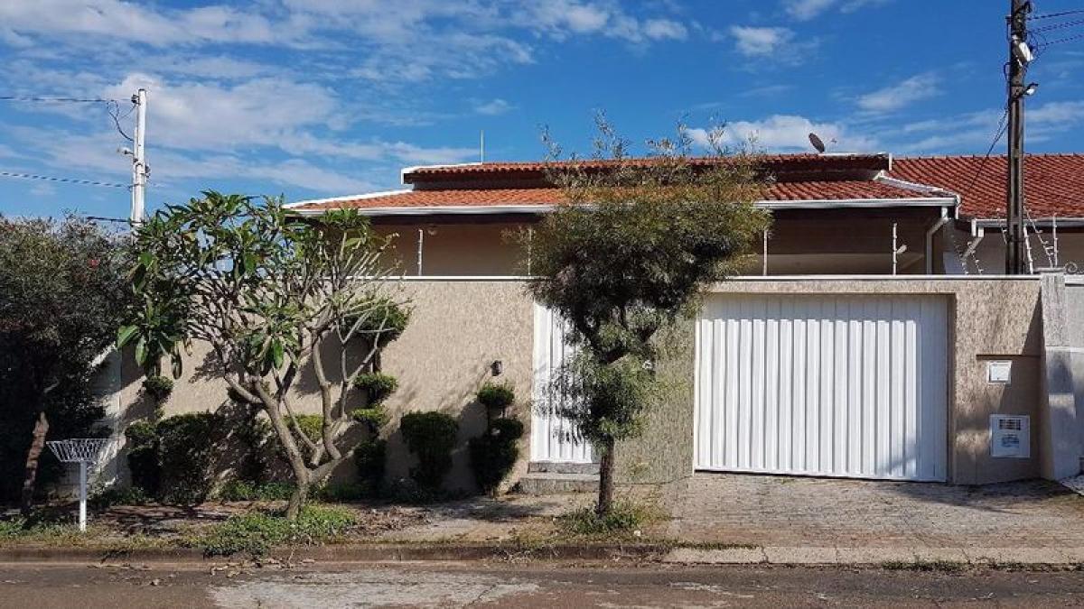 Дом с 4 спальнями в Сан-Паулу, Бразилия № 566581