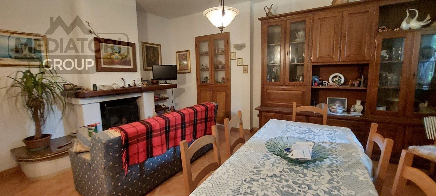 5غرفة فيلا في Montecarlo, Italy رقم 83009
