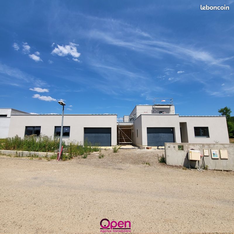 Вилла с 5 спальнями в Марли, Франция № 77375