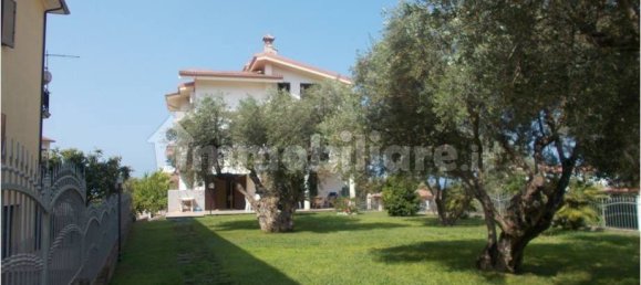 5 bedrooms Villa in Grisolia, Italy No. 278596 4