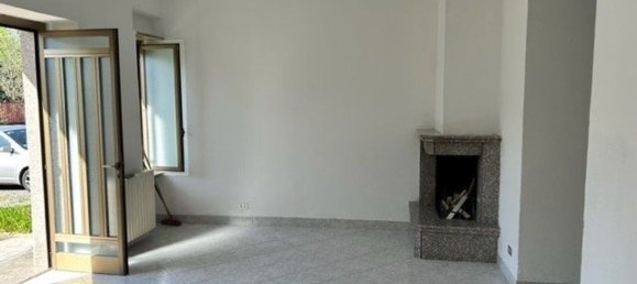 3-Zimmer Wohnung in Cesano Maderno, Italy, Nr. 136312 3