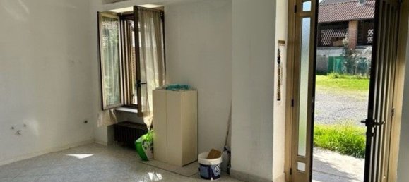 3-Zimmer Wohnung in Cesano Maderno, Italy, Nr. 136312 8