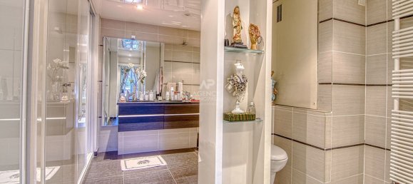 4 bedrooms Apartment in Versailles, France No. 293257 14