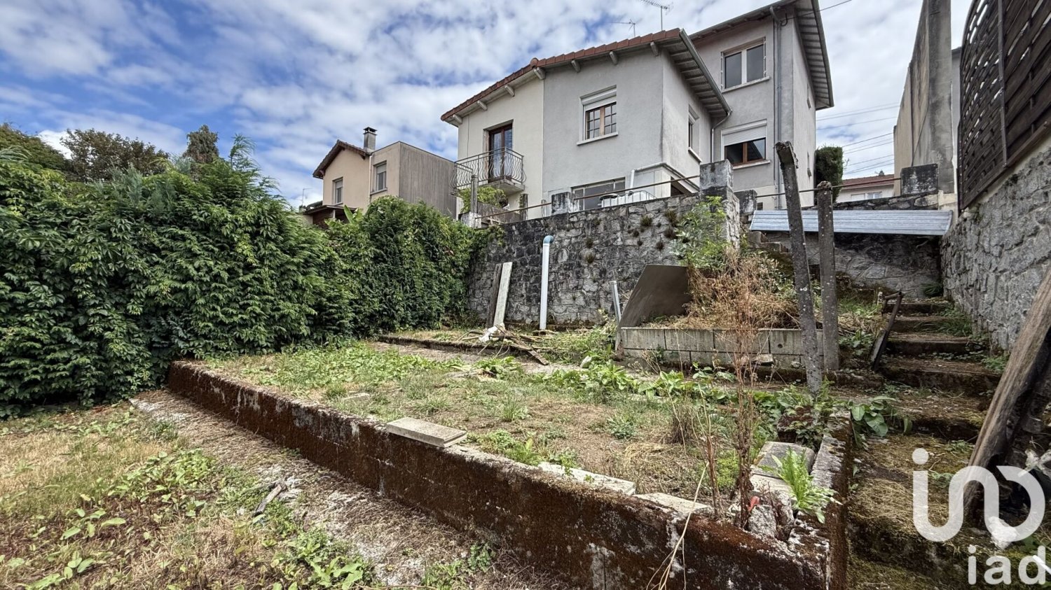 3 bedrooms House in Limoges, France No. 285994